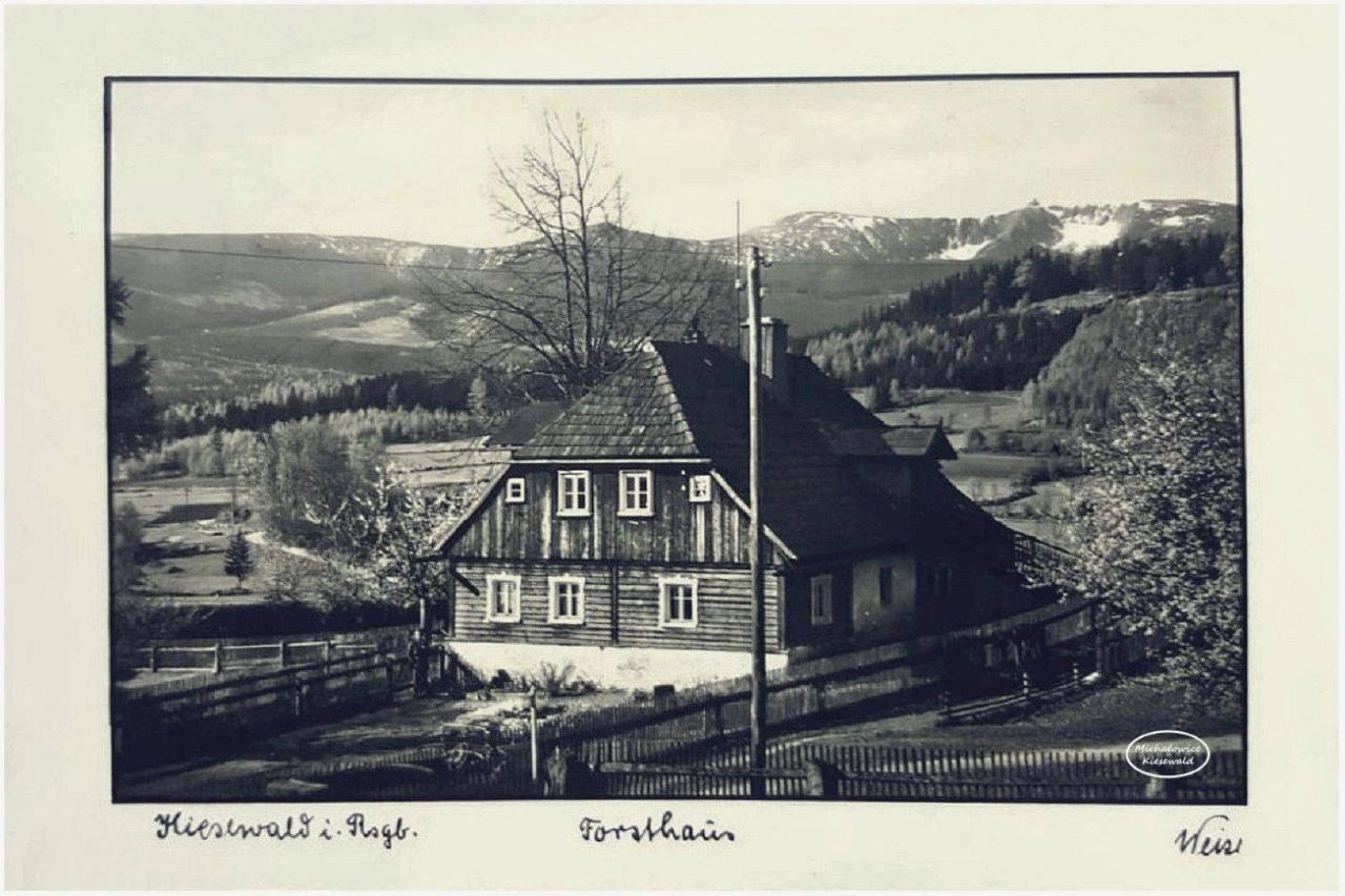 Lesniczowka Villa Jagniatkow ภายนอก รูปภาพ